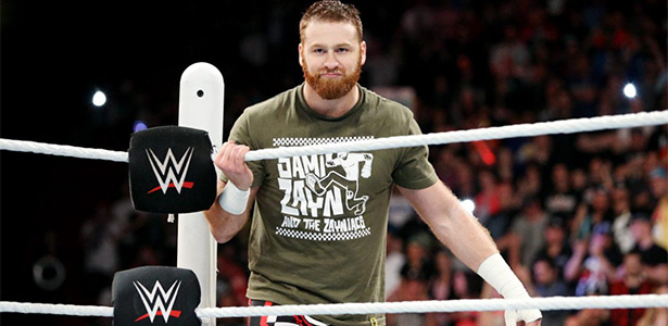 Sami Zayn Hangs With Roh Stars Photo Enzo Amore Big Cass Sasha Banks Bayley Upupdowndown Video Pwmania Com