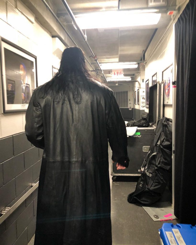 Photos Of The Undertaker Backstage At WWE RAW This Week - PWMania ...