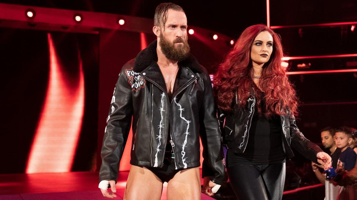 Seth Rollins & Becky Lynch vs. Maria & Mike Kanellis – Mixed Tag
