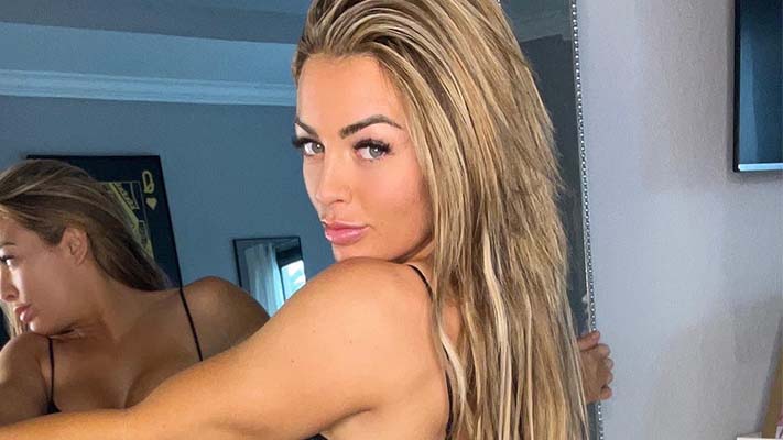 Wwe Lita Porn - Belief That WWE Did Not Give Mandy Rose the Option to Remove Her Adult  Content - PWMania - Wrestling News
