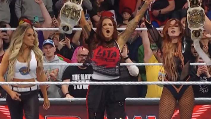 Trish Stratus Returns On Wwe Raw Becky Lynch And Lita Crowned New Womens Tag Team Champions