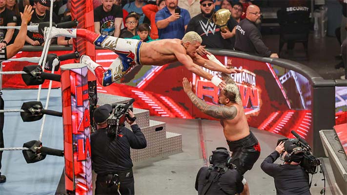 Cody Rhodes Breaks Solo Sikoa’s Undefeated Streak On WWE RAW (Video ...