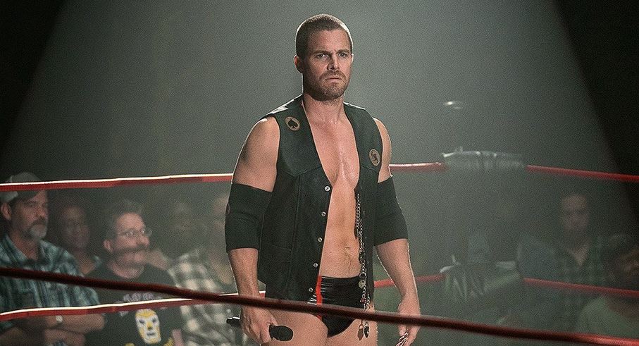 Stephen Amell Names Which WWE Superstars He Believes Could Make It In ...