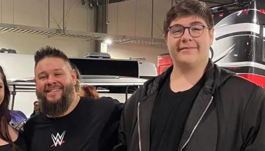 Kevin Owens’ Son Gets Into A Wrestling Ring For The First Time ...